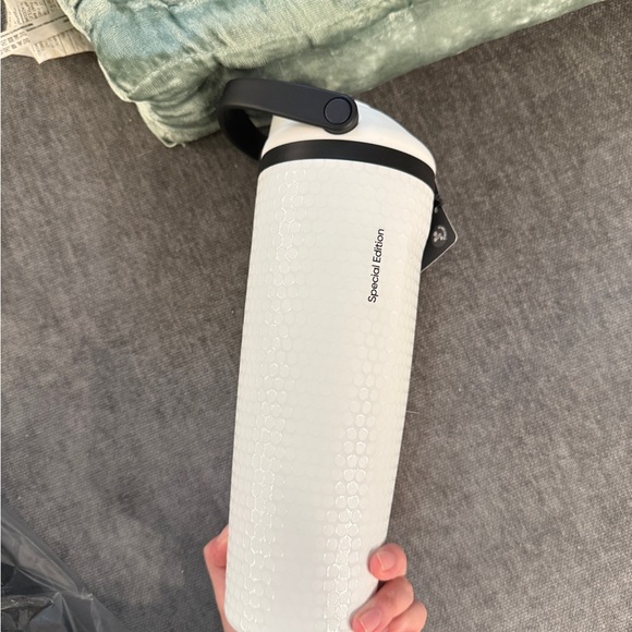 (Brand New w/ Tag) Owala 30z FreeSip Fairways for Days Golf Tumblr - Picture 4 of 6